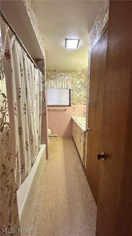 1563 E 196th Street, Euclid, OH 44117
