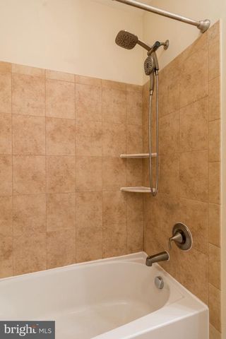 1128 HALIFAX PL, Trenton, NJ 08619