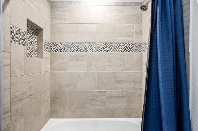10121 Burtrum Drive, Fort Worth, TX 76177