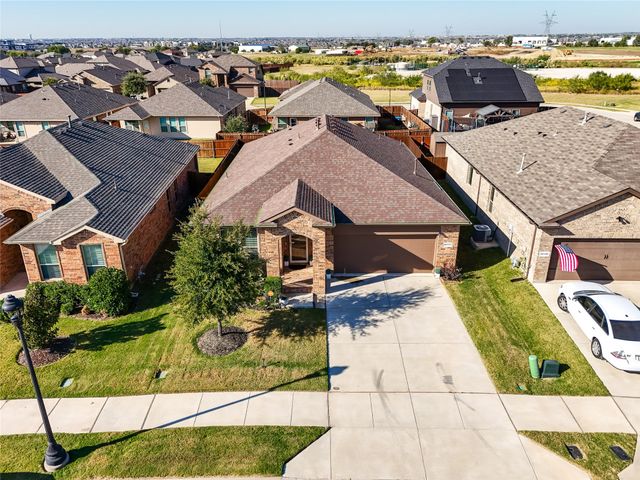 10121 Burtrum Drive, Fort Worth, TX 76177