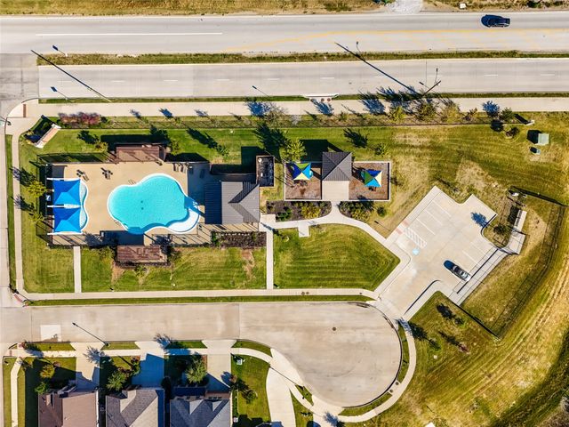 10121 Burtrum Drive, Fort Worth, TX 76177