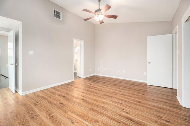 658 Warsaw Street, Bayou Vista, TX 77563