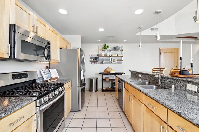 741 N Milwaukee STREET #903, Milwaukee, WI 53202