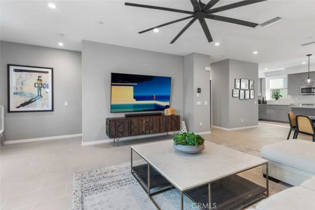 203 Placemark, Irvine, CA 92614