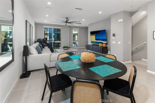 203 Placemark, Irvine, CA 92614