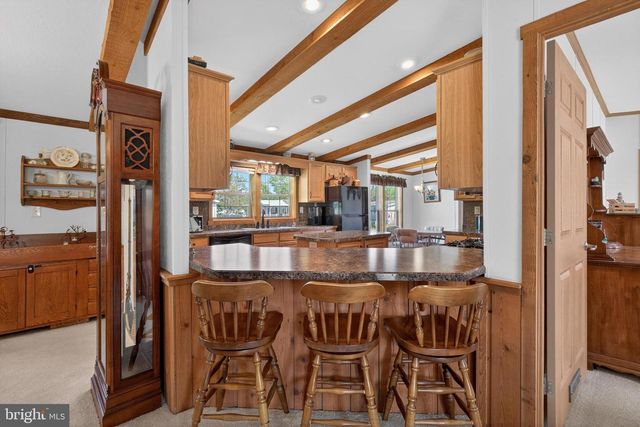 186 GOLDCREST CIR, Gettysburg, PA 17325