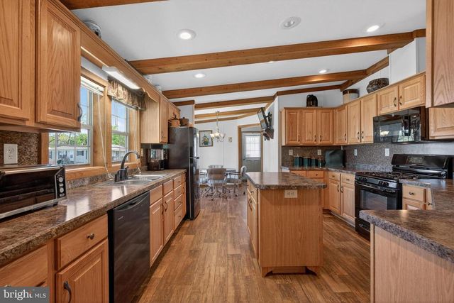 186 GOLDCREST CIR, Gettysburg, PA 17325