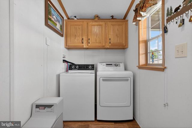 186 GOLDCREST CIR, Gettysburg, PA 17325
