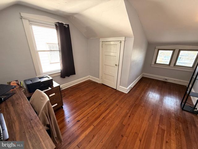 1731 W RIVER DR, Pennsauken, NJ 08110