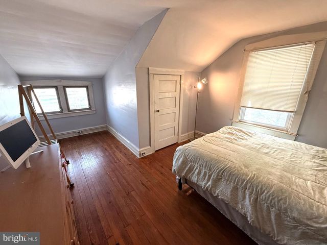 1731 W RIVER DR, Pennsauken, NJ 08110