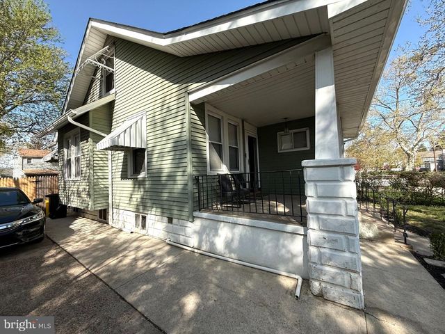 1731 W RIVER DR, Pennsauken, NJ 08110