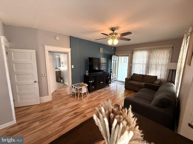 1731 W RIVER DR, Pennsauken, NJ 08110