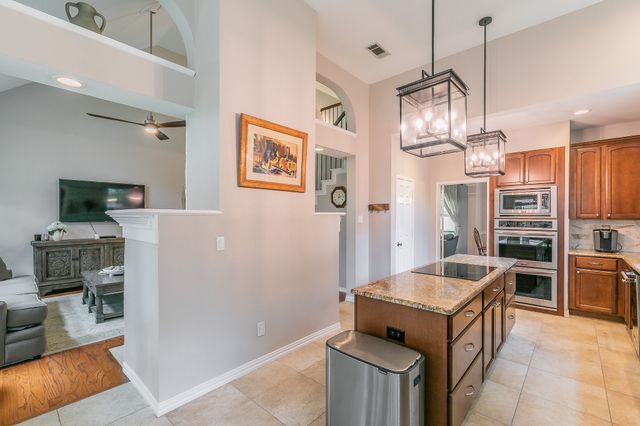 3903 Abbermare Court, Arlington, TX 76001