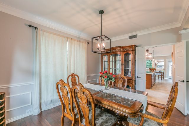 3903 Abbermare Court, Arlington, TX 76001
