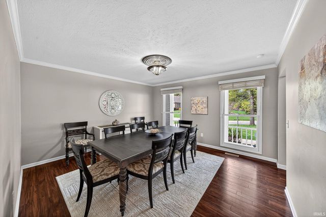 15460 Durham Way, Granger, IN 46530