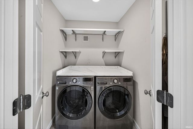 15460 Durham Way, Granger, IN 46530