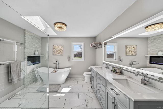 15460 Durham Way, Granger, IN 46530