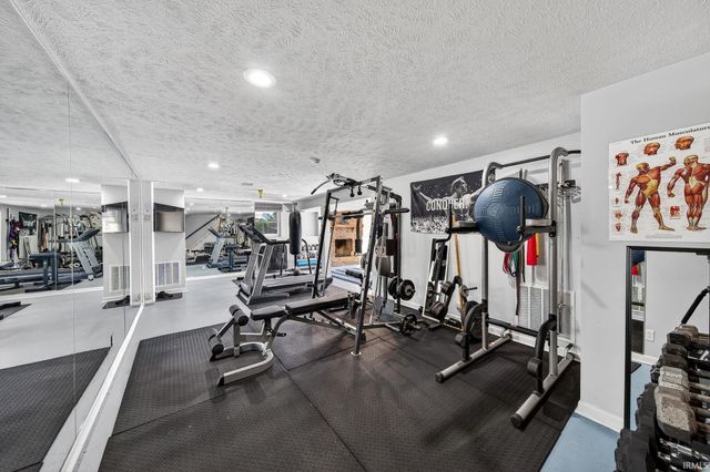 15460 Durham Way, Granger, IN 46530