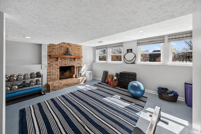 15460 Durham Way, Granger, IN 46530