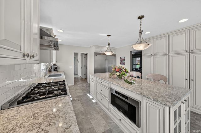 15460 Durham Way, Granger, IN 46530