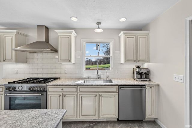 15460 Durham Way, Granger, IN 46530