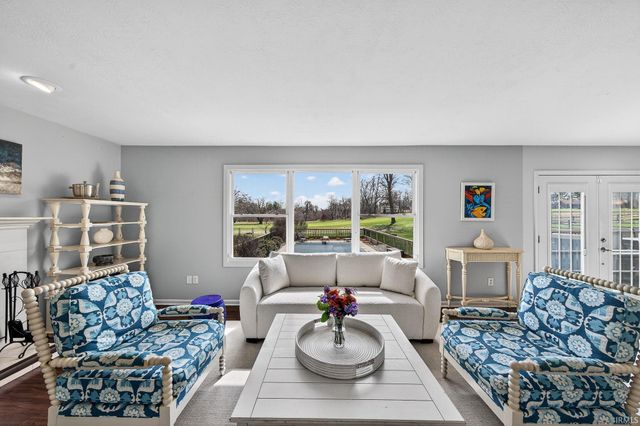 15460 Durham Way, Granger, IN 46530