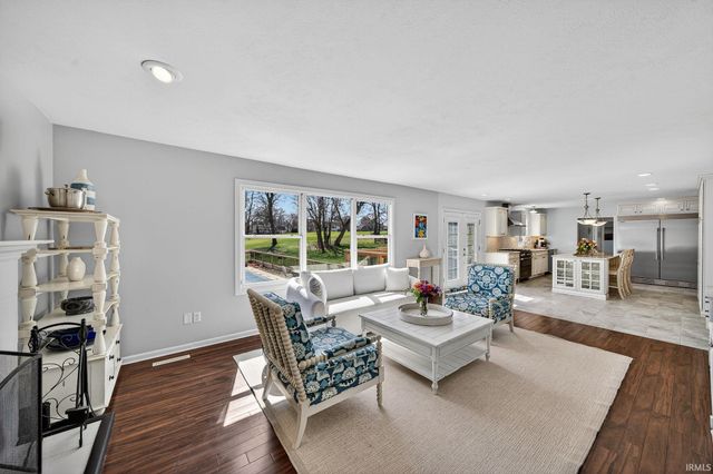 15460 Durham Way, Granger, IN 46530