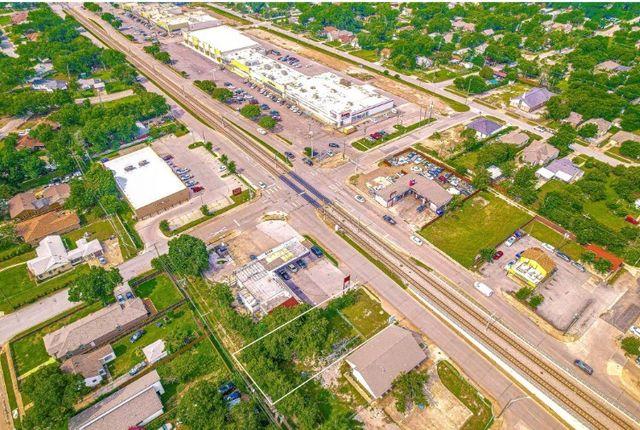 2510 S Lancaster Road, Dallas, TX 75216