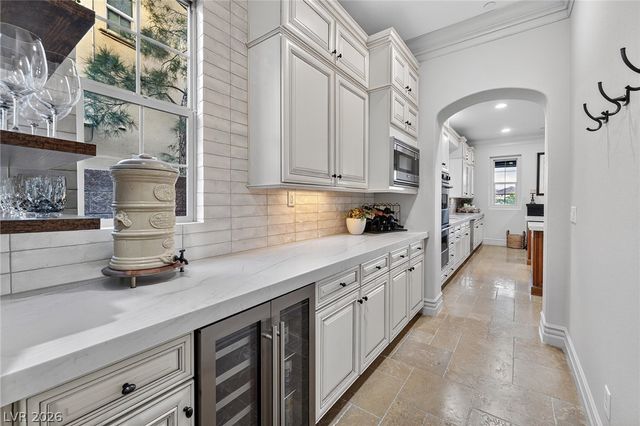 99 Rezzonico Drive, Henderson, NV 89011