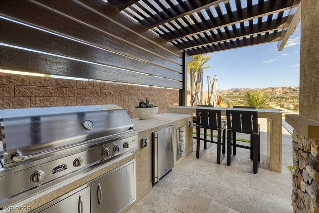 99 Rezzonico Drive, Henderson, NV 89011