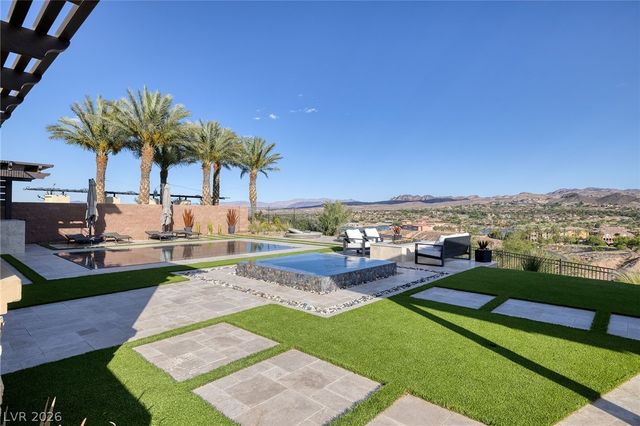 99 Rezzonico Drive, Henderson, NV 89011