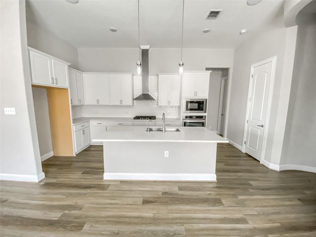 2243 Meadow Way ST, New Braunfels, TX 78132
