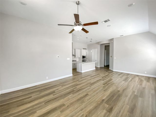 2243 Meadow Way ST, New Braunfels, TX 78132