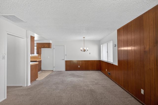 6837 Havenhurst Dr, Sacramento, CA 95831