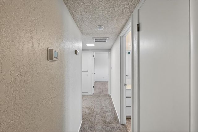 6837 Havenhurst Dr, Sacramento, CA 95831