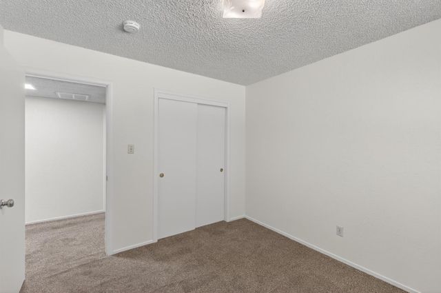 6837 Havenhurst Dr, Sacramento, CA 95831