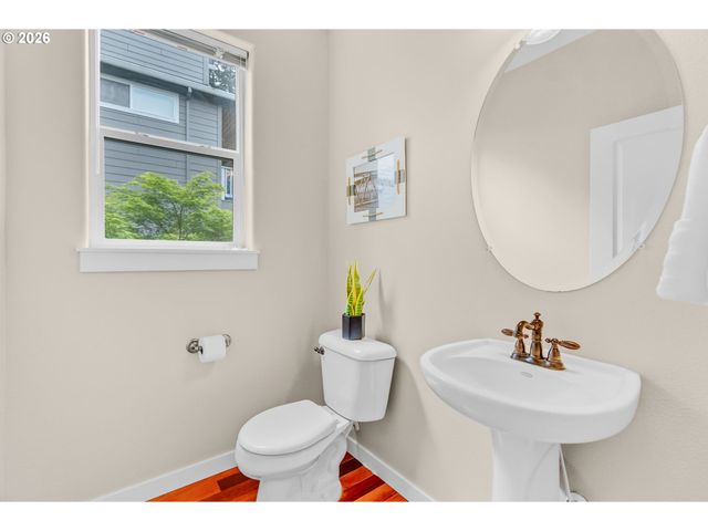16460 Sw GOLDVIEW Way, Beaverton, OR 97007