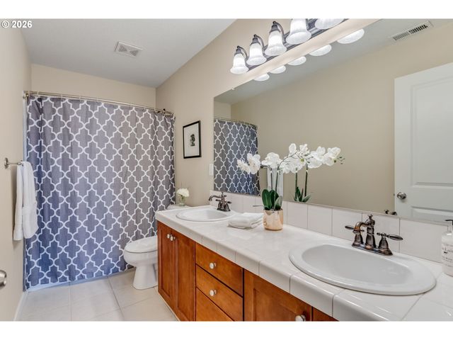 16460 Sw GOLDVIEW Way, Beaverton, OR 97007