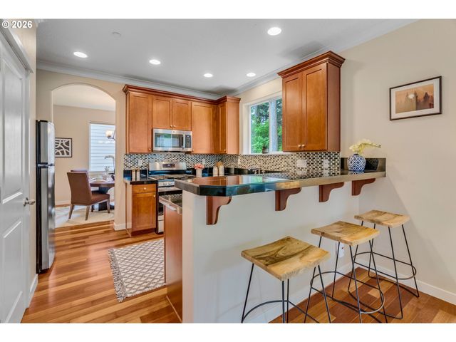 16460 Sw GOLDVIEW Way, Beaverton, OR 97007