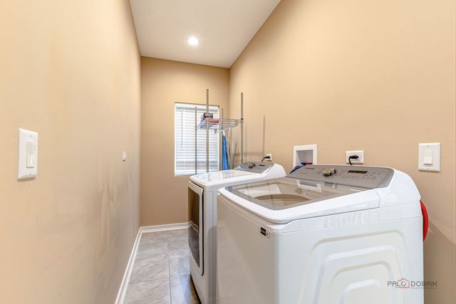 355 Woodhill Lane, Lake Villa, IL 60046