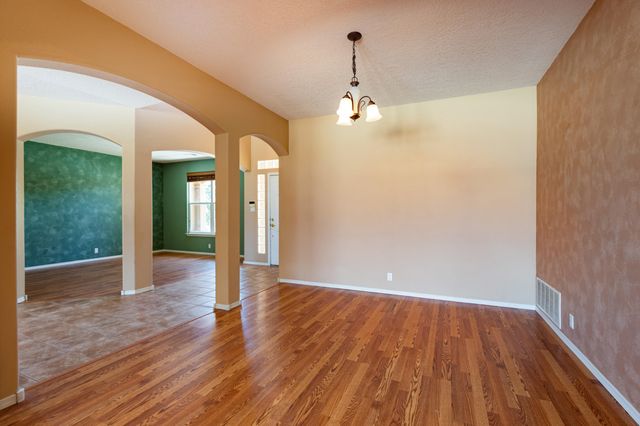 5105 Pyrite Place NW, Albuquerque, NM 87114