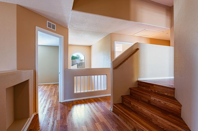 5105 Pyrite Place NW, Albuquerque, NM 87114