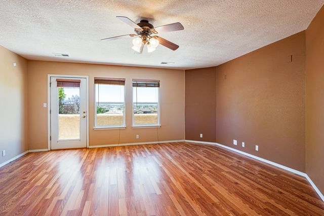 5105 Pyrite Place NW, Albuquerque, NM 87114