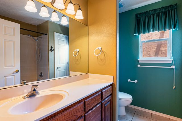 5105 Pyrite Place NW, Albuquerque, NM 87114