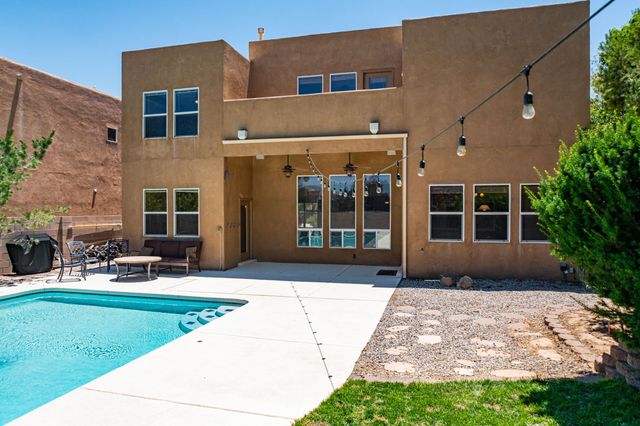5105 Pyrite Place NW, Albuquerque, NM 87114