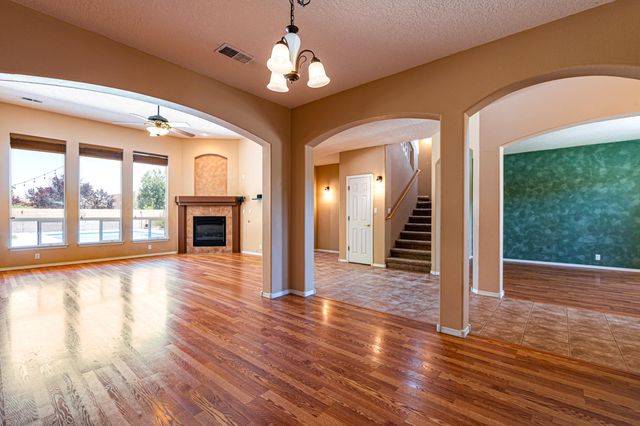 5105 Pyrite Place NW, Albuquerque, NM 87114
