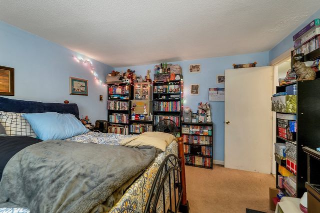 8 Carriage Hill Rd 17, Amesbury, MA 01913