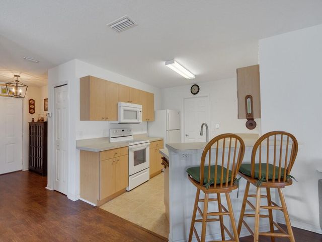 14464 Isla Flores Avenue, Fort Pierce, FL 34951