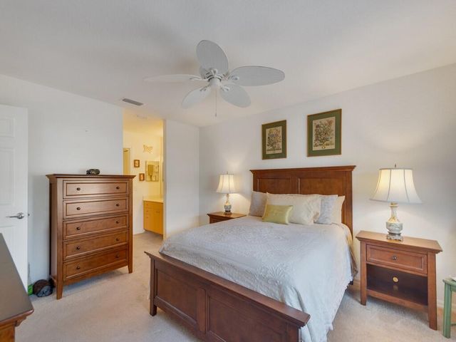 14464 Isla Flores Avenue, Fort Pierce, FL 34951