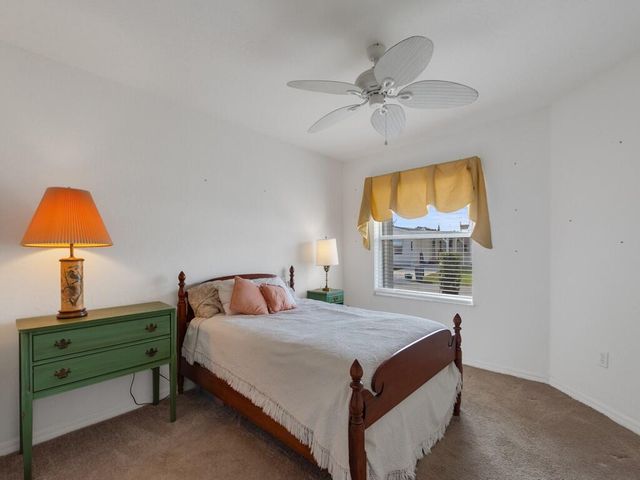 14464 Isla Flores Avenue, Fort Pierce, FL 34951